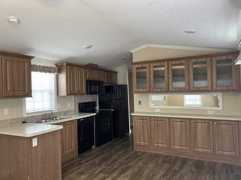 Listing-2893-Photo-2d854ff4-3f23-48b0-a0d5-d42fc162002b.jpg